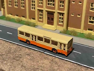 Urban bus 1 (z-scale)