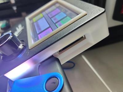 BTT TFT35-E3 V3.0 Case with bigger holes and USB/SD recessed   