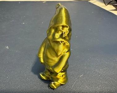 Mini (peeing) gnome