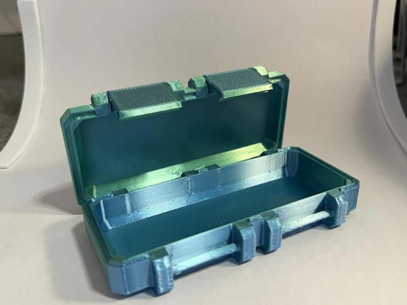 very strong double hinged box!   