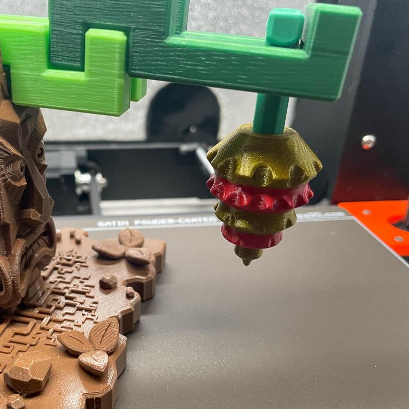 Old Fashioned Style Tippi Tree Onament