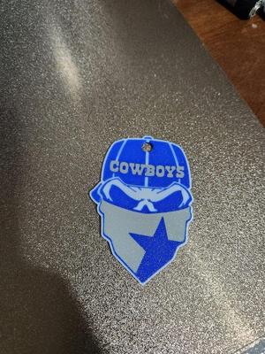 Dallas Cowboys skull key chain