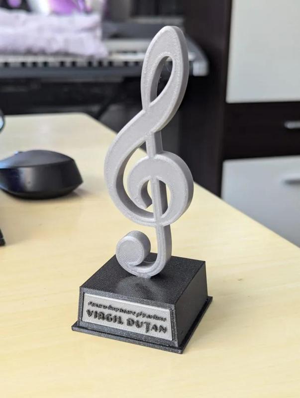 G CLEF TROPHY   