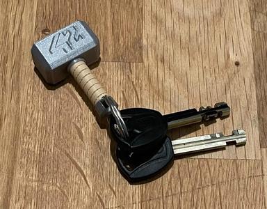 Mjolnir 42 Lausanne Keychaine