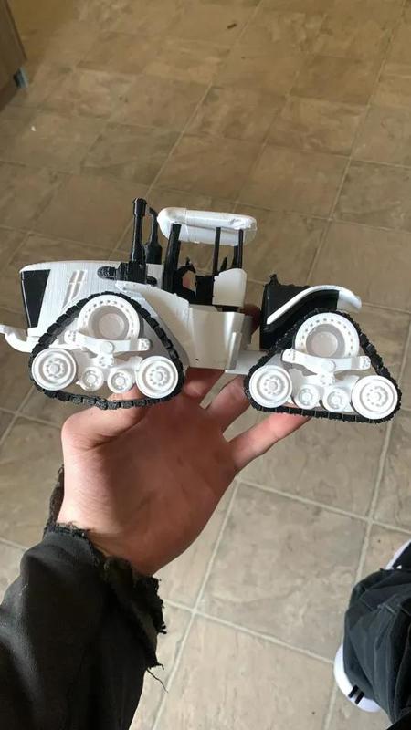 Fully working multi piece John deere quadtrac   