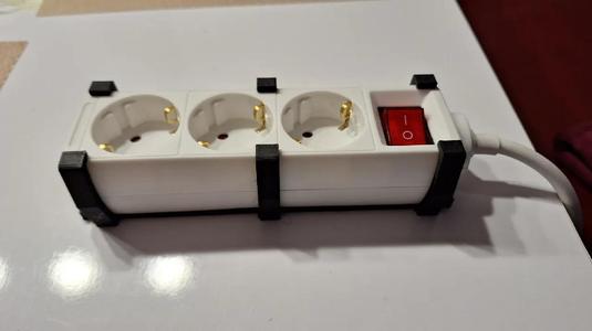 Halter 3-Fach Steckdosenverteiler   