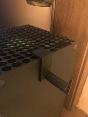 Xbox One X Headphone Rest