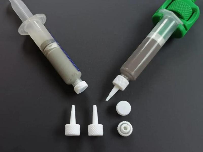 Soldering paste plugs and nozzles (syringe plugs)   