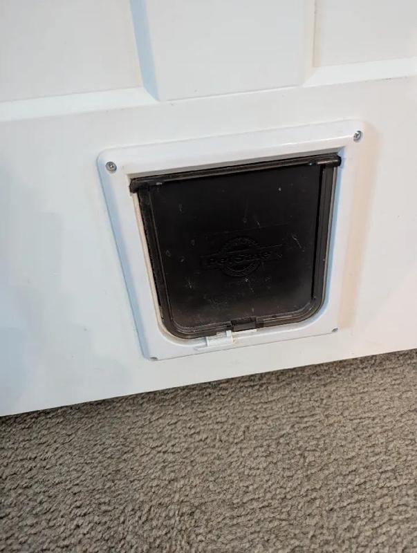Indoor Pet Door Filler (Pet Safe)   