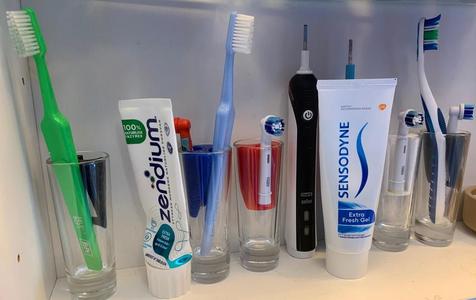 Ikea Gråsej Toothbrush stand