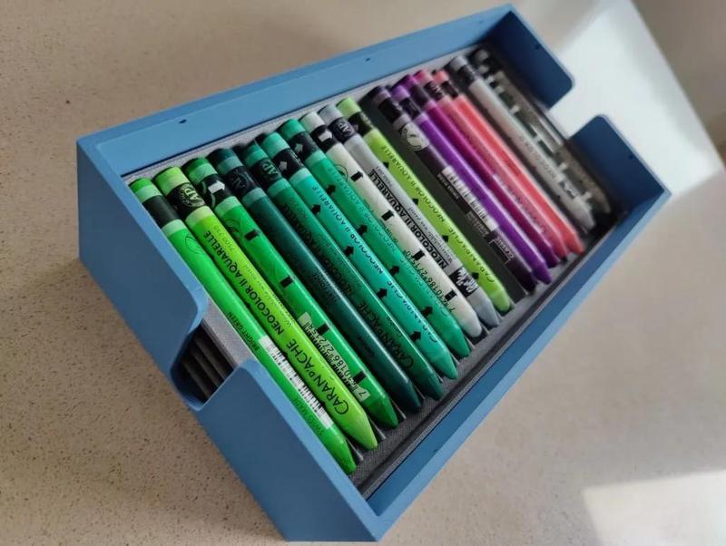 Carand'ache Neocolor Storage box with cover   