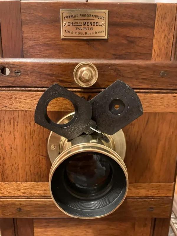 Vannes à Diaphragme pour Chambre Photographique - Diaphragm Valves for Photographic Chamber   