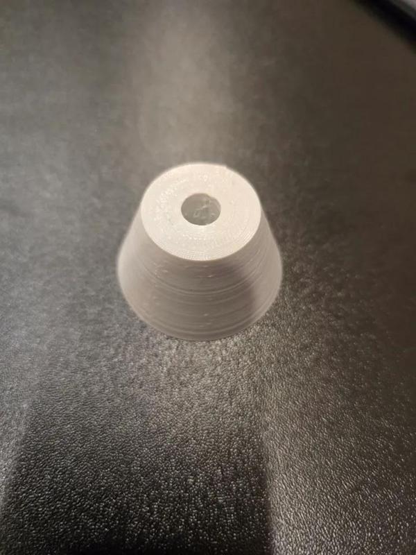 KEF floor TPU isolation feet   