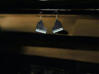 Piano earrings