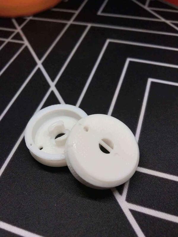 Hybrid Haptic Spool for LucidVR gloves.