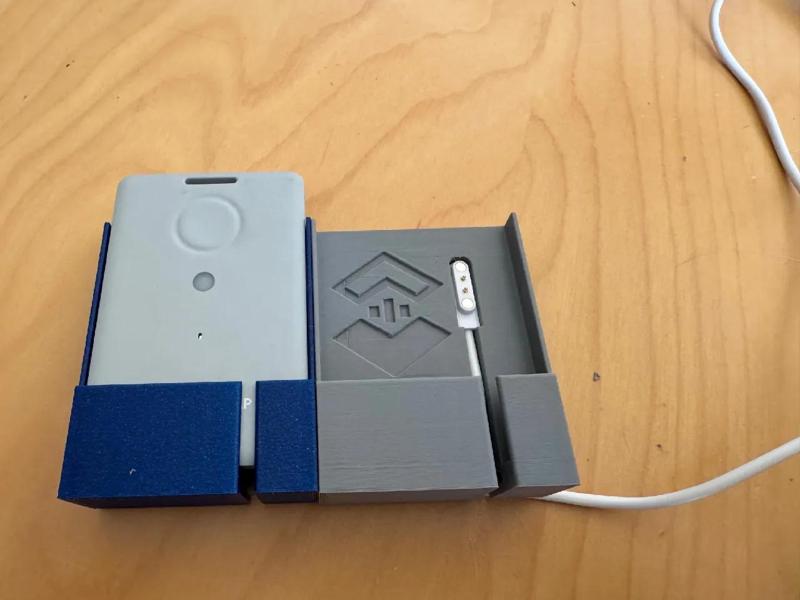 SenseCAP T1000-A&B - Charging dock   