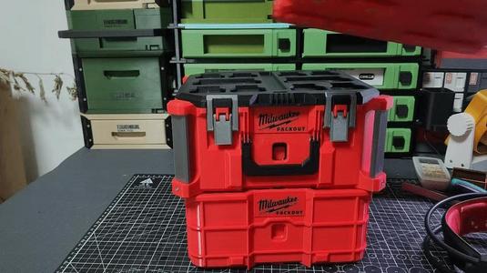 Modular Stackable Toolbox (Milwaukee)