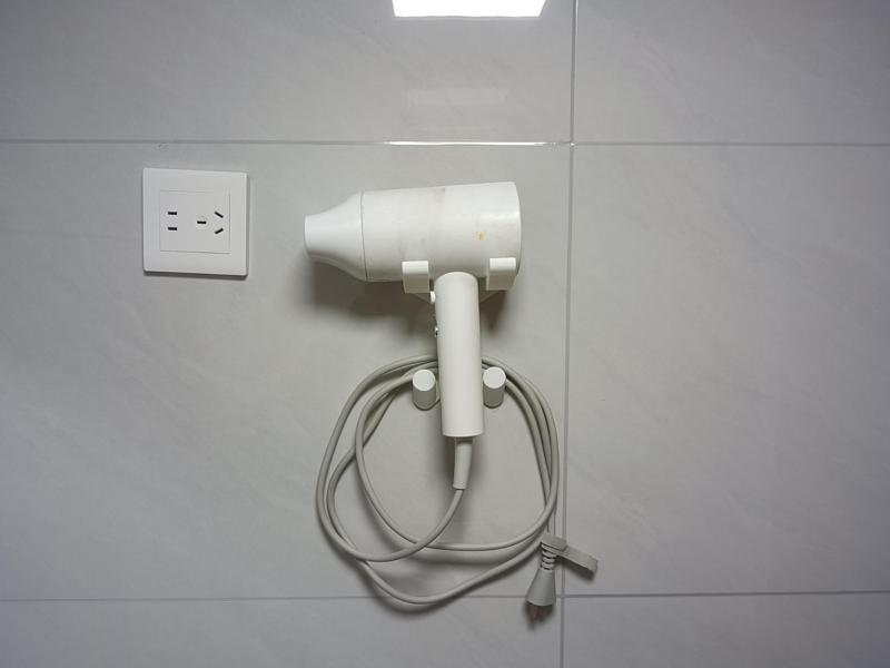 Hair dryer wall mount, super material-saving, no supports, invisible and seamless, compatible with Laifen, Xiaomi, and Dyson