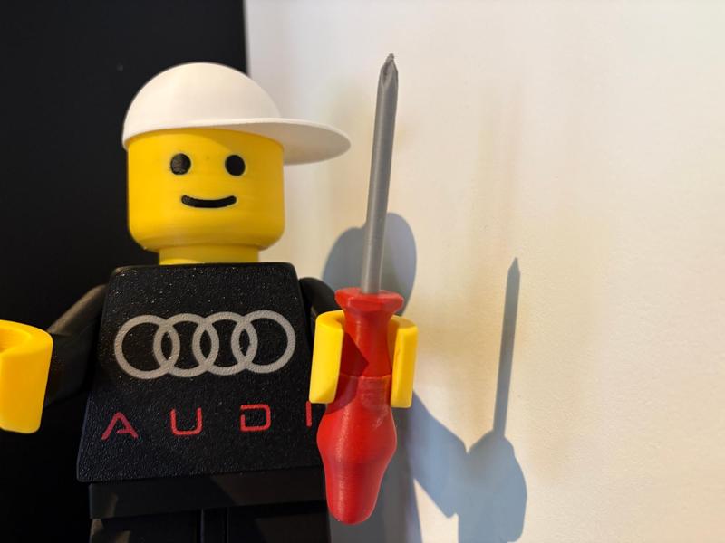 Screwdriver for 20cm Brick Man