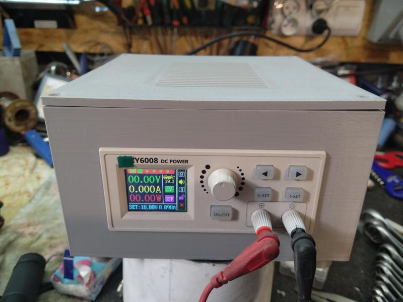 Housing for a workshop power supply