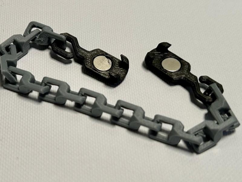 Magnetic Clasp for Easy Chain