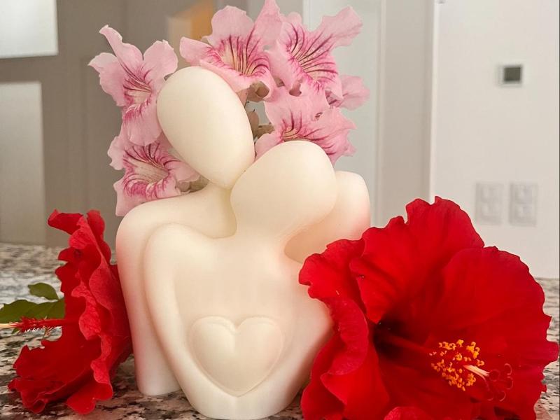 Love Statue Valentine