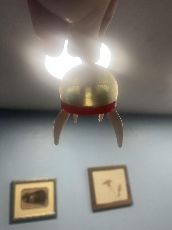 Metroid fidget charm