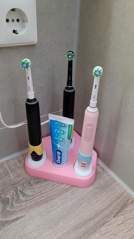 Oral-B charging station 3x