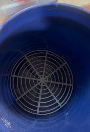Carwash Bucket Dirt Separator.