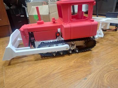 DT75 tractor