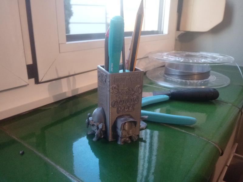 Superzings ultrarare Pencil Holder.
