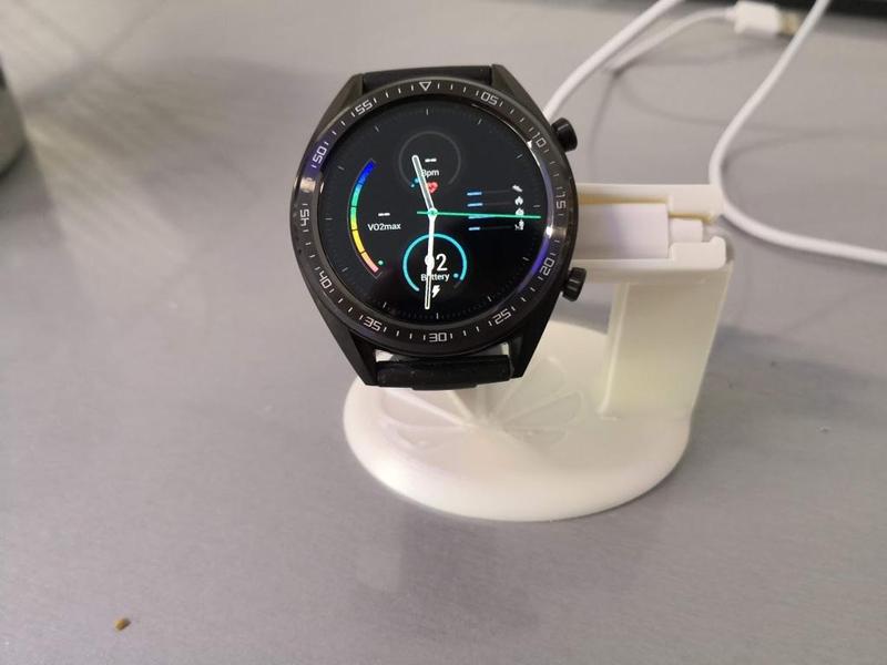 Stand / dock Huawei Watch GT (with or without cable managment)