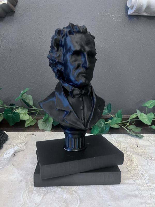 Edgar Allan Poe Bust