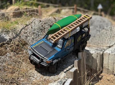 Canoe for Axial, Traxxas, Boomracing 1/10 crawlers