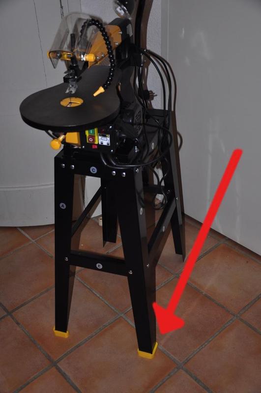 Foot - feet for scroll saw / pied pour scie chantourner