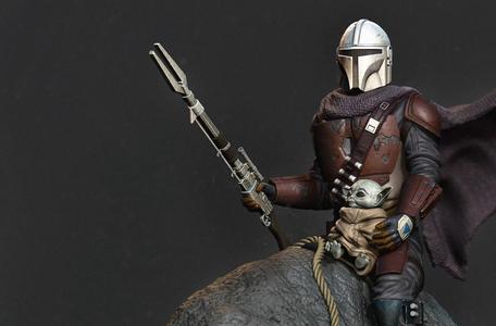 Mandalorian Child and Blurrg