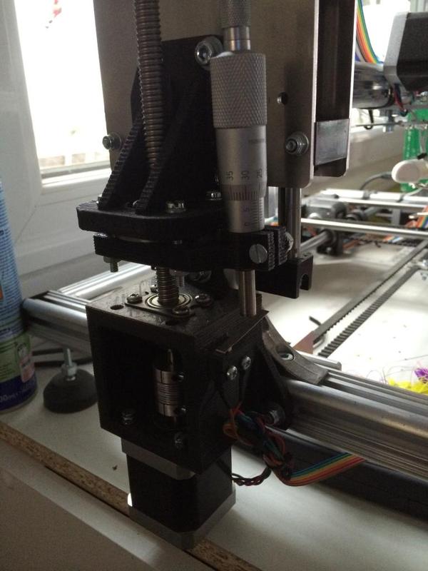 vis à bille Z sur K8200