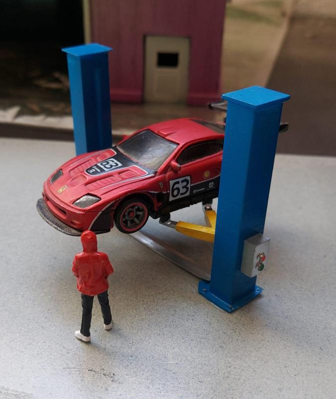 1/64 Car Lift