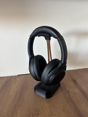 Headphone holder