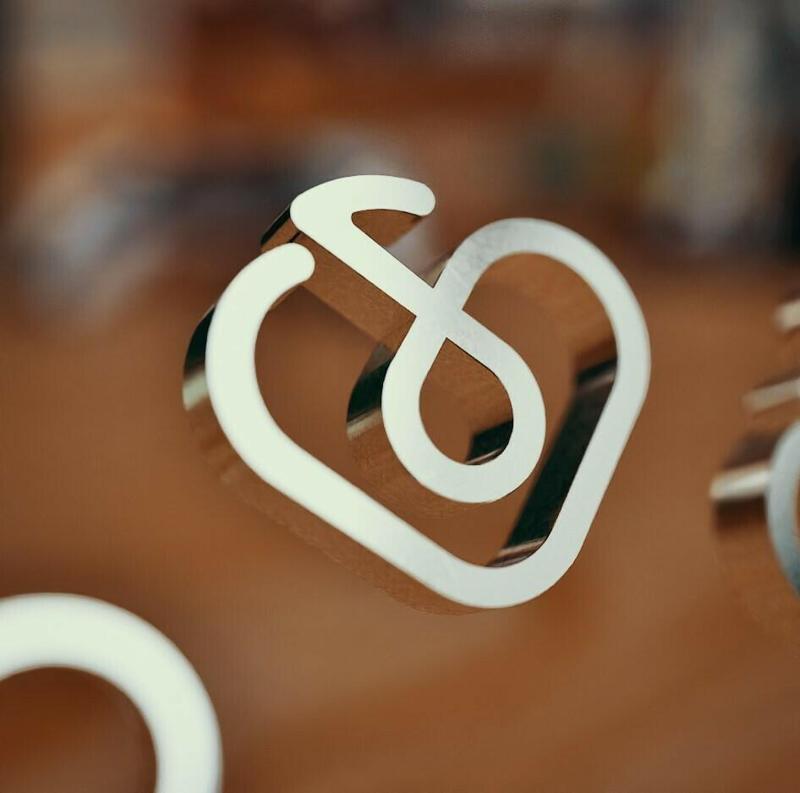 IU UAENA 3D LOGO FOR JEWELRY KPOP