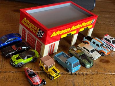 1:64 Advance Auto Parts Diorama
