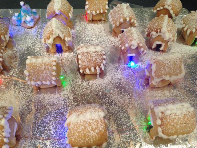 Cookie cutter for ginger bread house