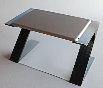 Support for holographic projection