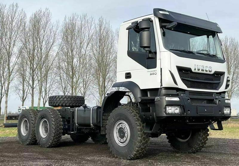 IVECO Trakker 6x6