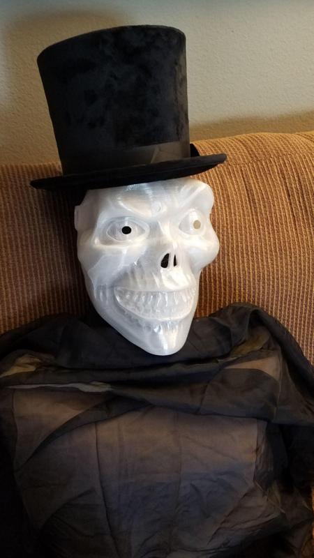 The Skeleton Ghoul Head Hatbox Mask