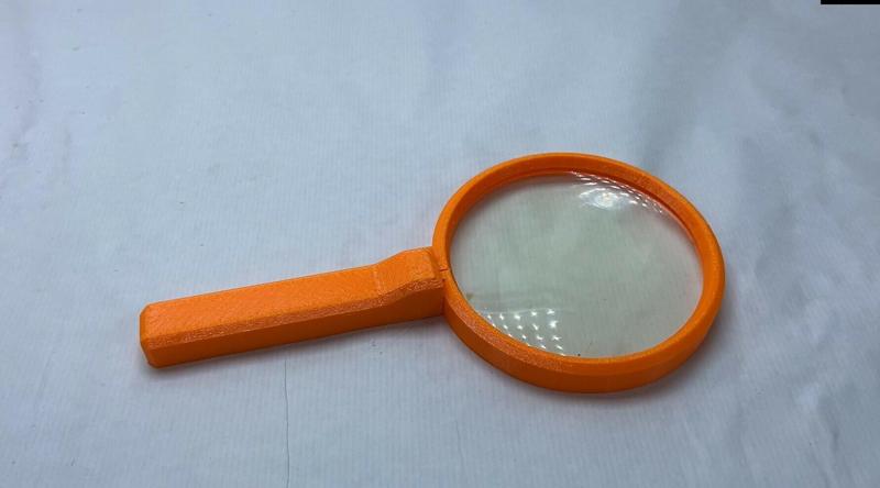3D printed magnifying glass with 3D printed optical lens