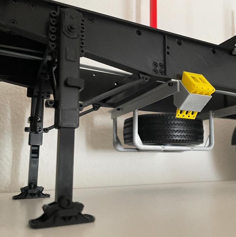 Support feet / landing gear for 1:14 scale tractor trailers