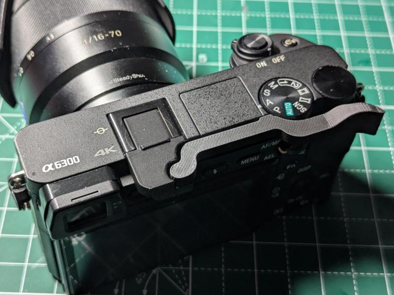 Sony a6000/a6300/a6400/a6500 Foldable Thumb Grip