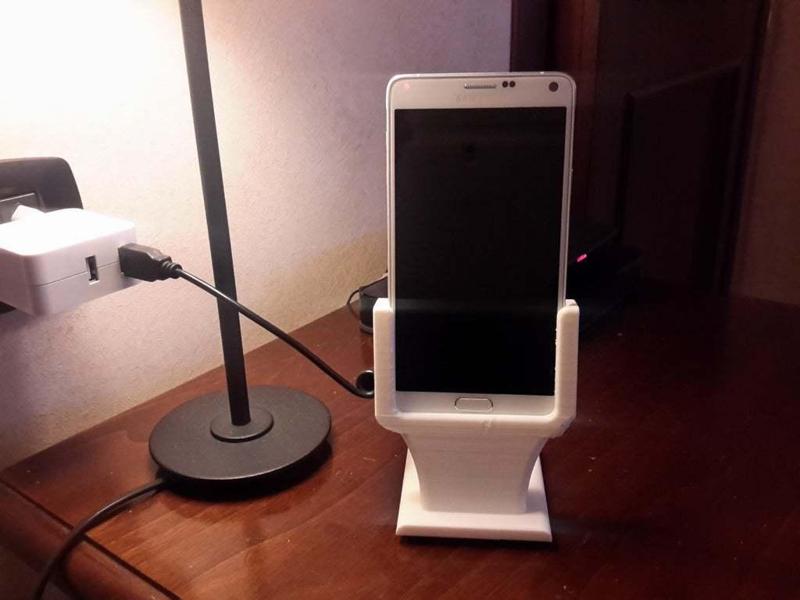 Samsung Note 4 stand with charge