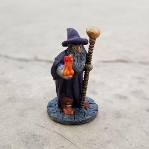 Wizard With Ballstaff And Fireball